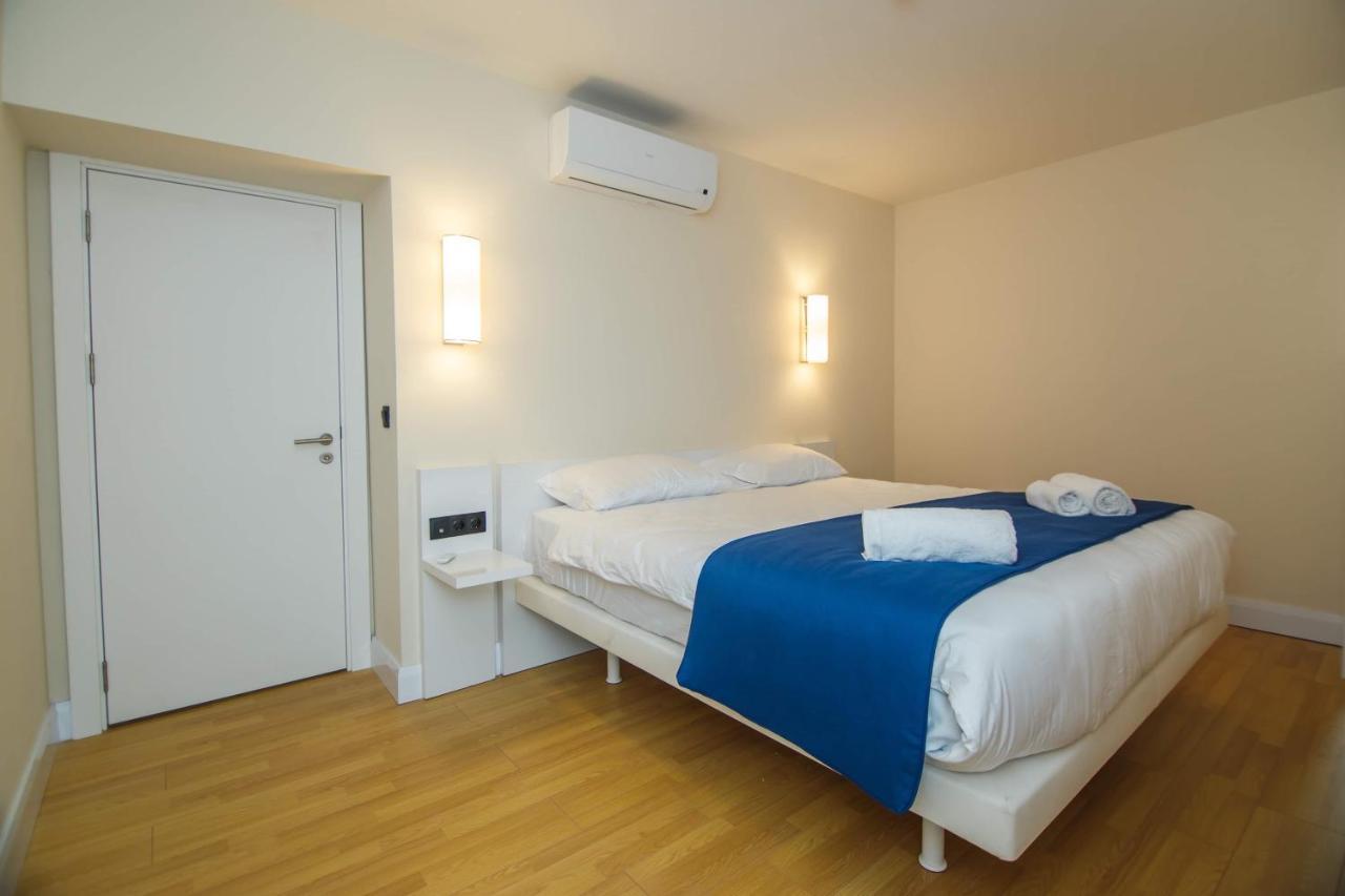 Black Sea Luxury Towers Hotel Batumi Exterior photo